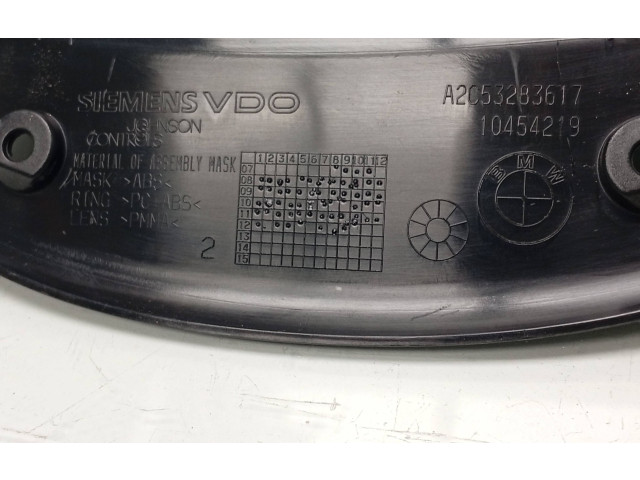 Přístrojová deska BMW X1 E84 2012 2259446, 9283816