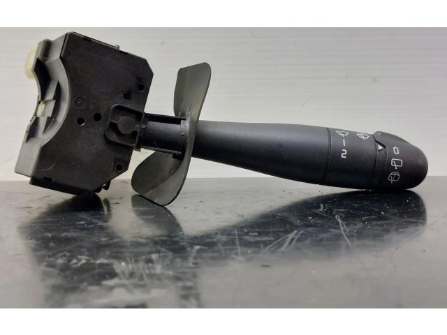 Включатель скорости стеклоочистителей Renault Clio II  1998 - 2001 года 6164      