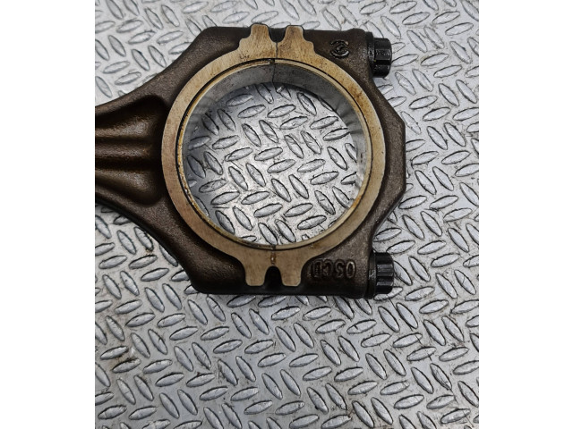  Поршень с шатуном    Audi A3 S3 8P  