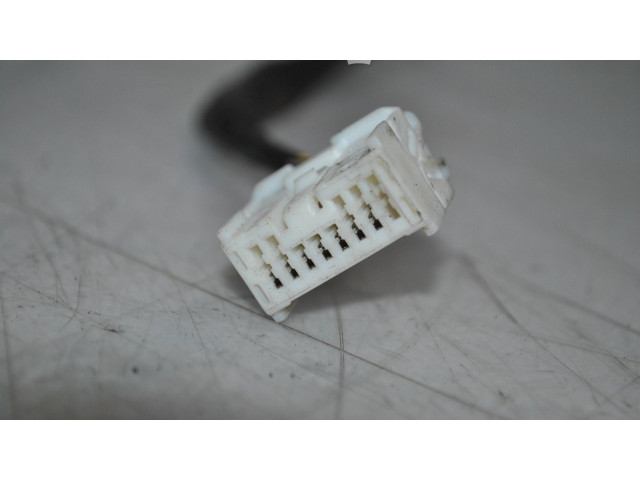 Зеркало электрическое Honda FR-V 2004 - 2009 года