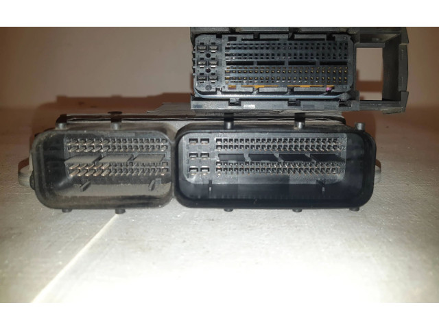 Řídící jednotka 03G906021CG, 0281014042 Volkswagen Caddy 2007