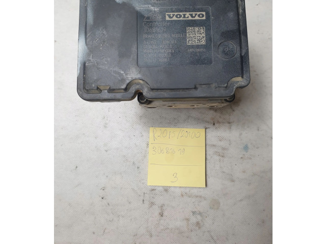 Блок АБС 30681619   Volvo  V70  2008 - 2013 года