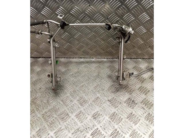 Топливная рампа Audi A6 S6 C5 4B