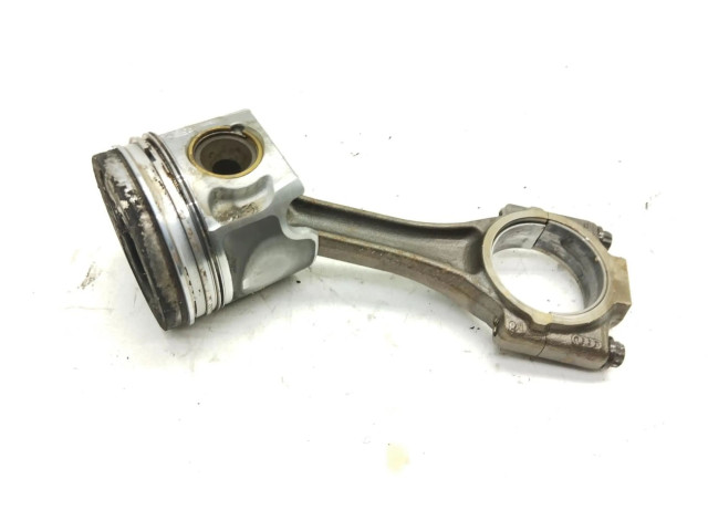 Поршень 038107065GC Skoda Octavia Mk2 (1Z)