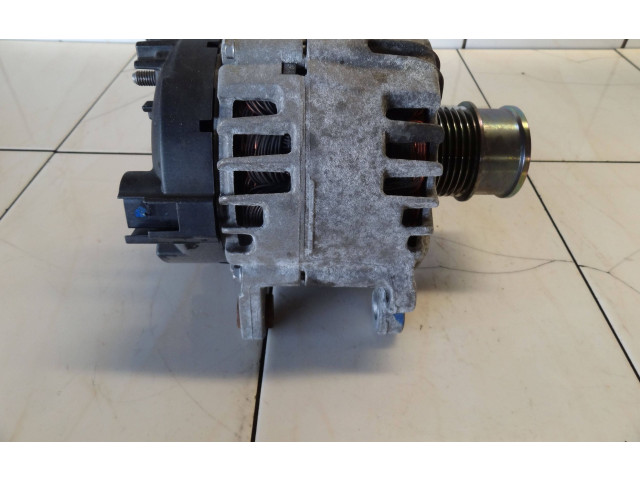 Генератор 04C903023M Volkswagen Golf VII