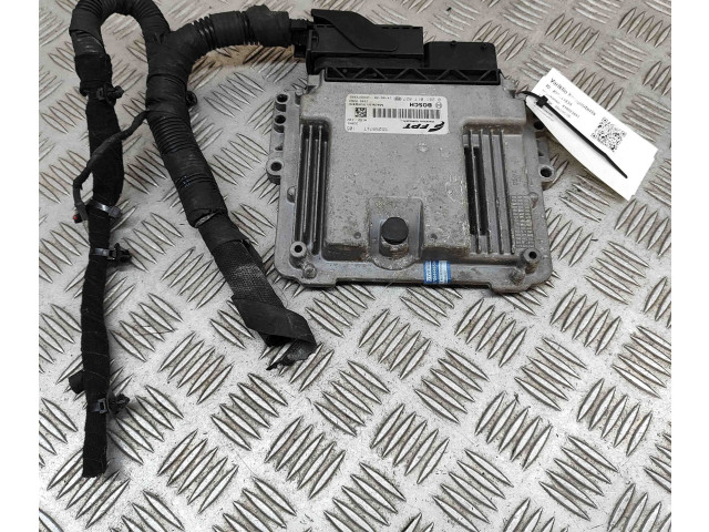 Блок управления двигателя 55259747, 0281017827   Fiat 500L