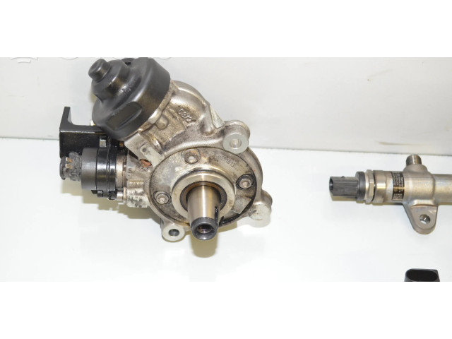 Vstřikovač 8579230, 13518579230 BMW 2 F46 pro naftový motor 2.0 F46 220d 140kw B47C20B 220 d xDrive (2014 - -, 2 L, 140