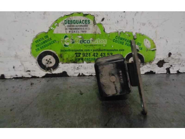 Блок предохранителей 252300M900 Nissan Almera