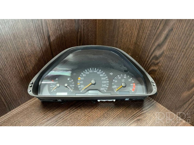 Přístrojová deska Mercedes-Benz CLK A208 C208 1999 2085402511