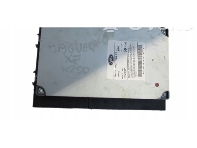 Звукоусилитель Jaguar XF - года