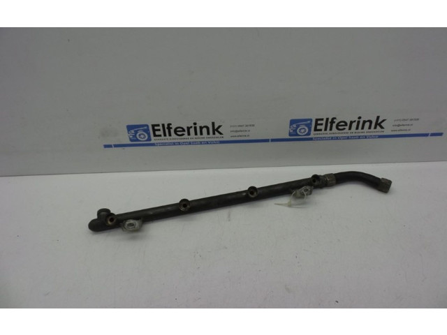 Топливная рампа Saab 9000 CS для двигателя B204I