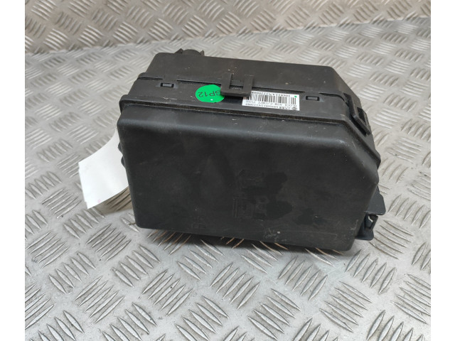   Pojistková skříňka 10966812, 6122085   MG ZS 2024