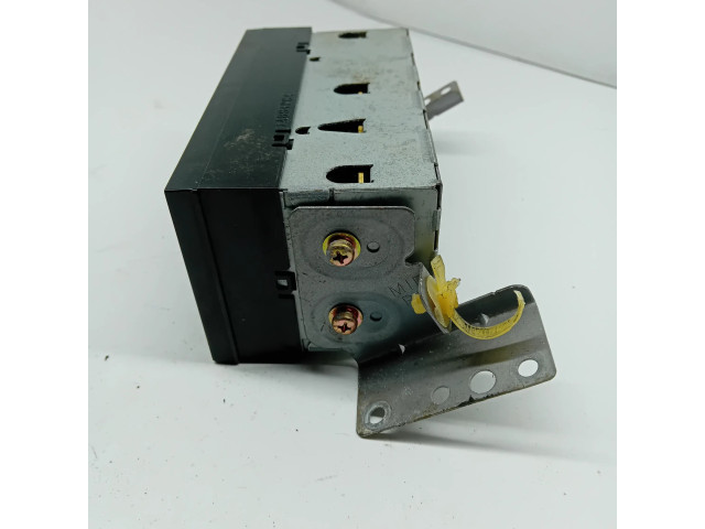 Дисплей MR444752 Mitsubishi Pajero Pinin