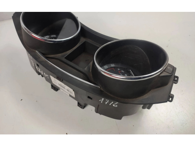 Спидометр (приборный щиток) 3T1920841K, AUT202085 Skoda Superb B6 (3T)