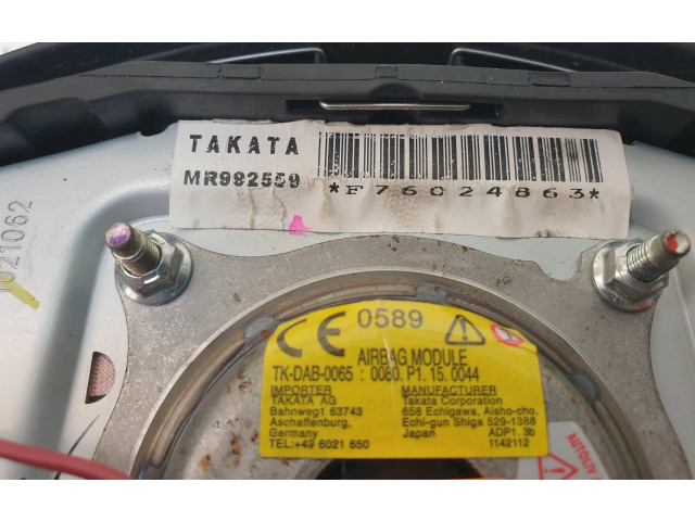 Подушка безопасности водителя MR922559 Mitsubishi L200