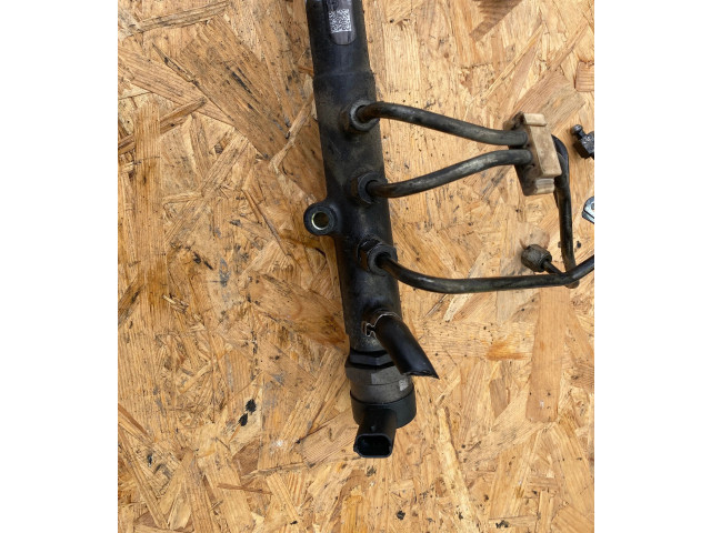 Топливная рампа 0445215023 Volvo S80