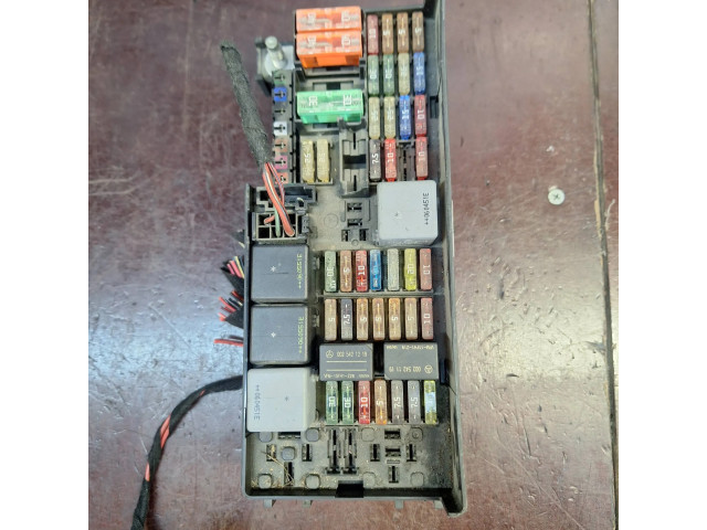 Pojistková skříňka A1645400272, 15454741 Mercedes-Benz R W251 2007