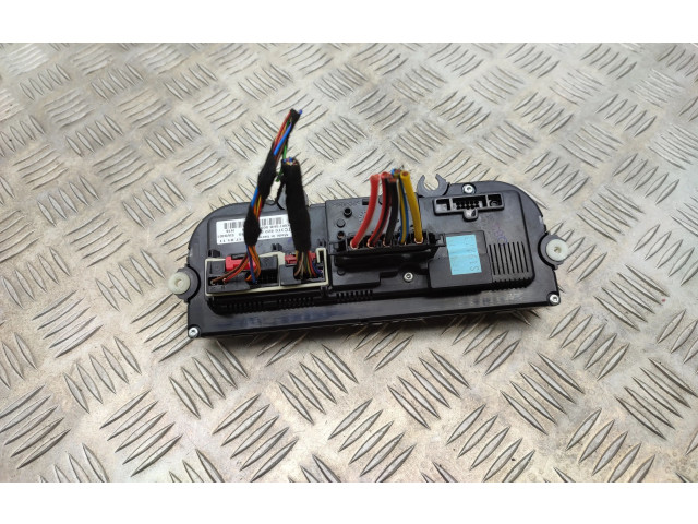 Блок управления климат-контролем 3T0820047R Skoda Yeti (5L)