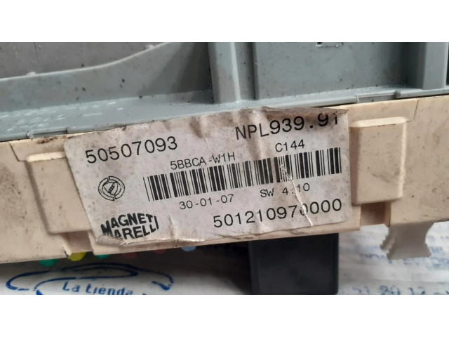 Блок предохранителей Alfa Romeo 166