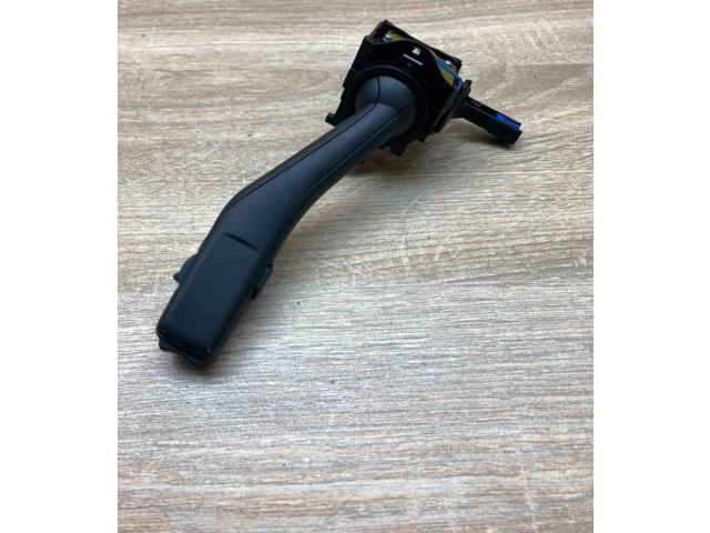 Ручка стеклоочистителей 1K0953519A, Used Volkswagen Caddy