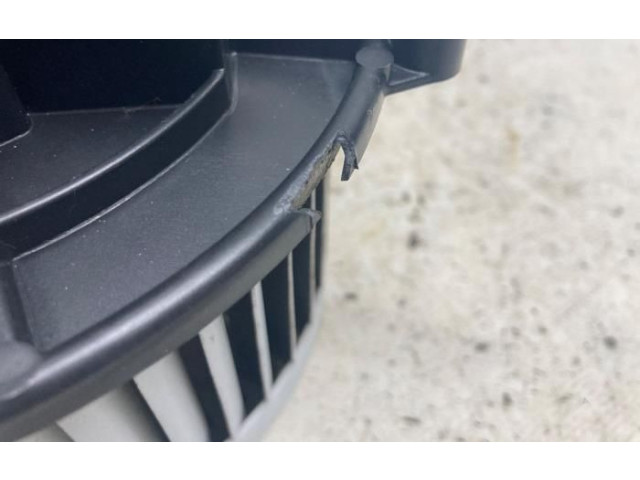 Вентилятор печки    181428100   Peugeot Partner