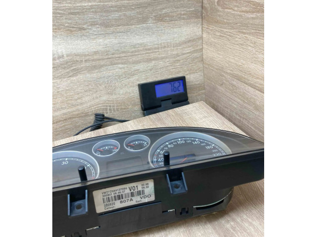 Панель приборов 3B0920807A, 110080197   Volkswagen PASSAT B5.5       