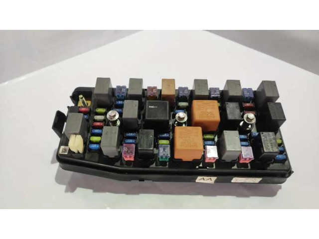 Pojistková skříňka Řídící jednotka BSM Ford Focus C-MAX 2011