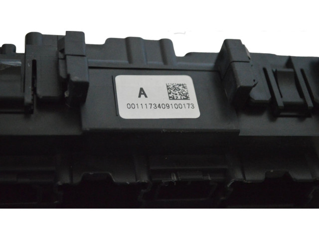 Блок предохранителей 0011173409100173 Infiniti Q50