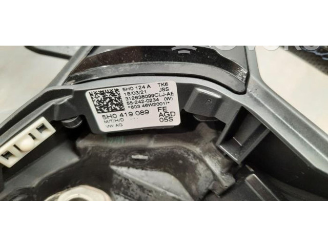 Руль Volkswagen Golf VIII  2019 -  года       