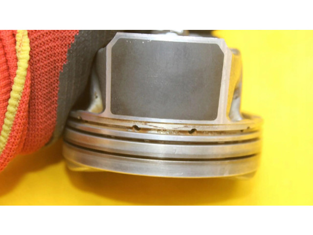 Píst 06LD   Audi A5 8T 8F     