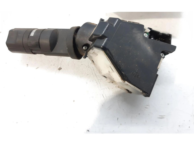 Переключатель дворников 25260EA001 Nissan Navara