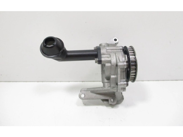 Масляный насос   03L115105B  Audi A1 