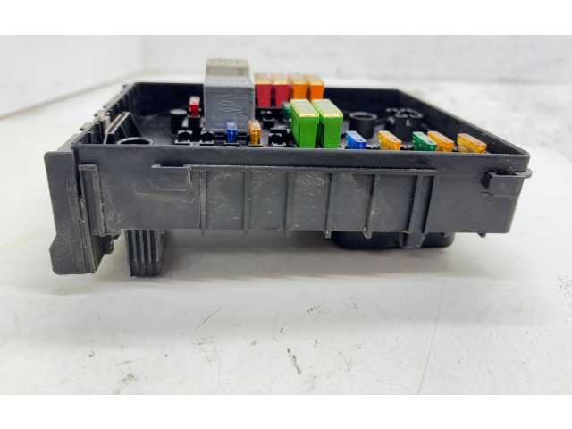 Блок предохранителей 1K0937125A, 1K0937125   Volkswagen Jetta V    