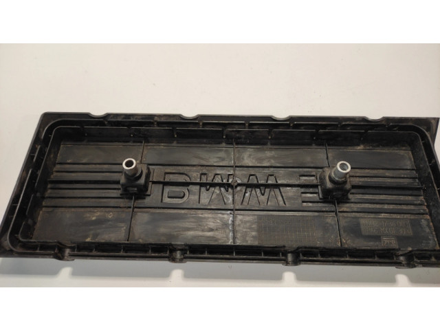 Крышка двигателя (отделка)