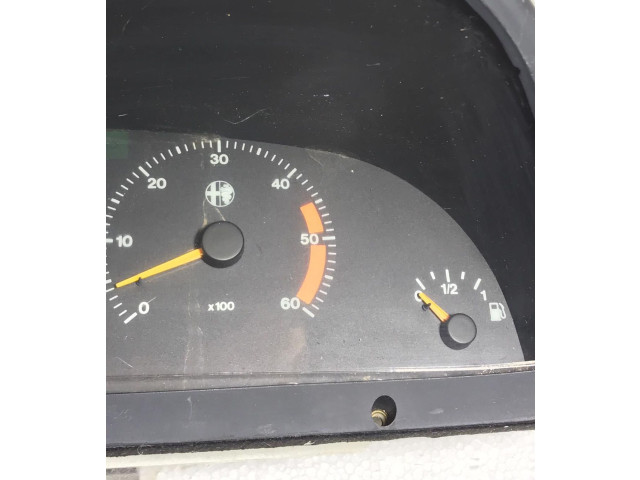 Přístrojová deska Alfa Romeo 155 1995 60.2763.001.0, 60.2763.001.0