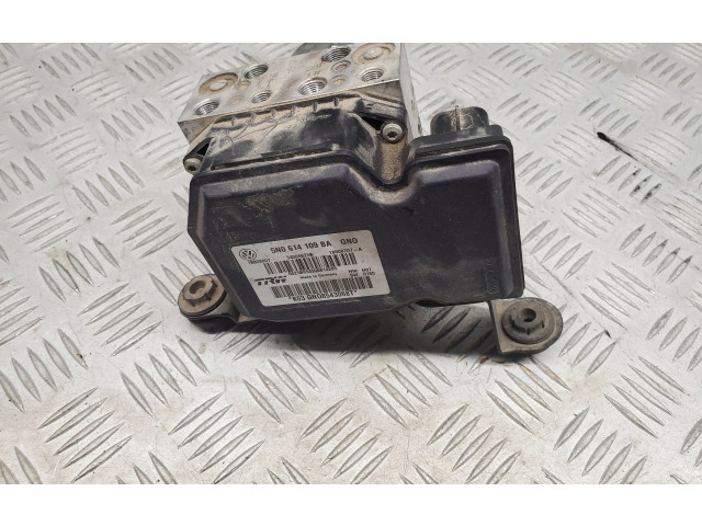 Блок АБС 5N0614109BA   Audi  Q3 8U  2011 - 2016 года