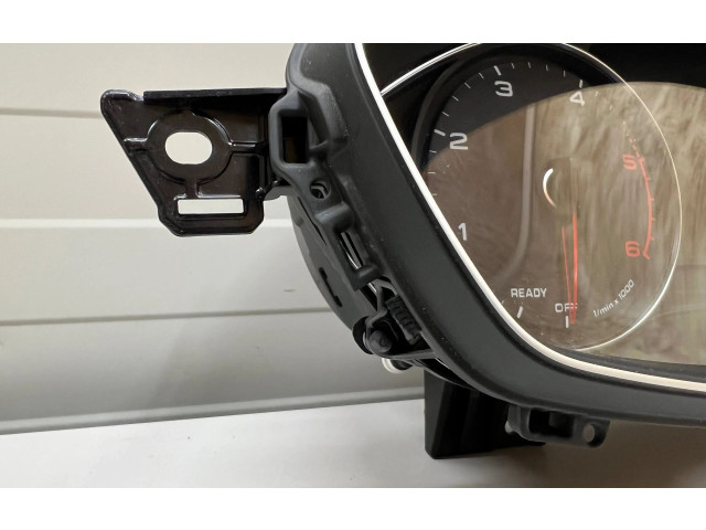 Přístrojová deska Audi A5 2021 8W6920781J