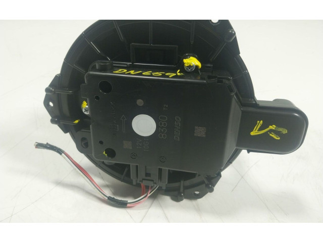 Вентилятор печки 8710358080 Toyota RAV 4 (XA50) 2023