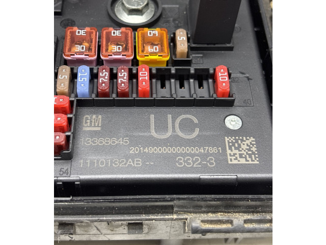 Pojistková skříňka 13368745 Opel Zafira C 2014