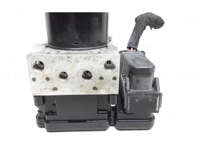 Блок АБС 30681619, P30681619 Volvo V70 2008 - 2013 года