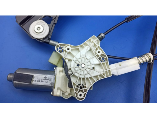 Передний комплект электрического механизма для подъема окна