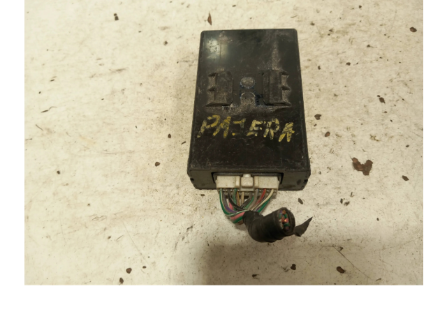 Блок управления климат-контролем MR460758, 2773000760 Mitsubishi Pajero