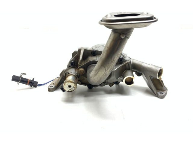 Масляный насос  EHB 04893321AB  Jeep Cherokee 