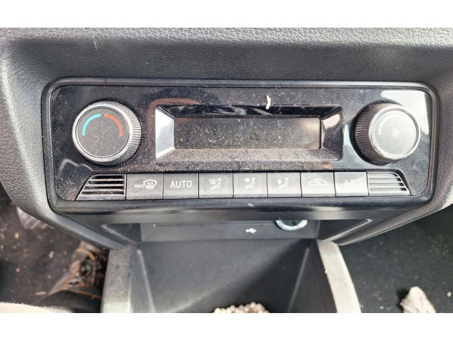 Блок управления климат-контролем 6V0820045A Skoda Fabia Mk3 (NJ)