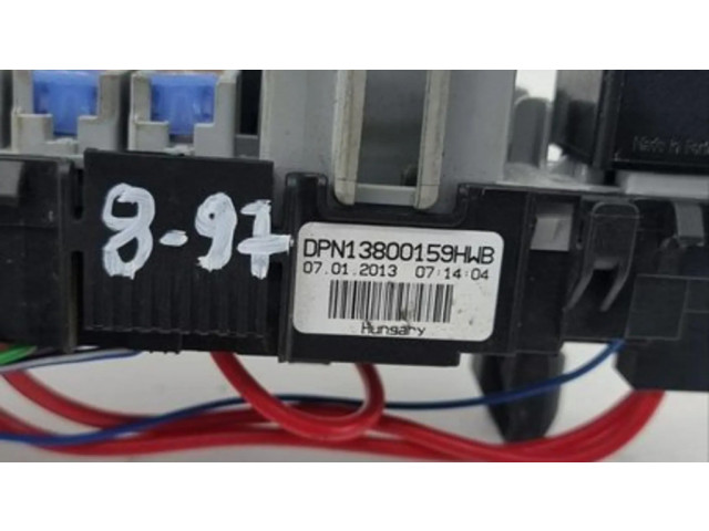 Pojistková skříňka 13800159 Volvo V70 2012