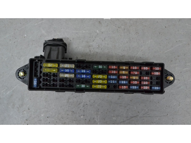 Блок предохранителей Audi A2