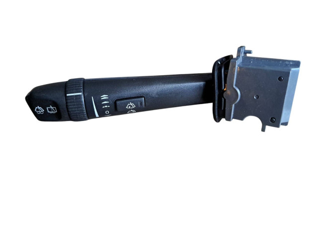 Ручка стеклоочистителей 30669742   Volvo V70