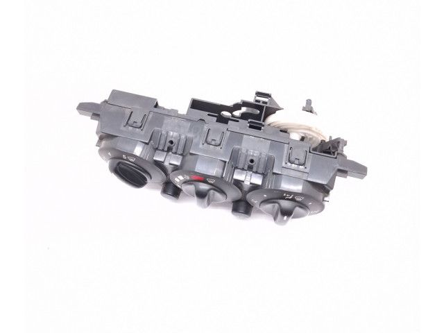 Блок управления климат-контролем 1688302085, 2440004601   Mercedes-Benz A W168