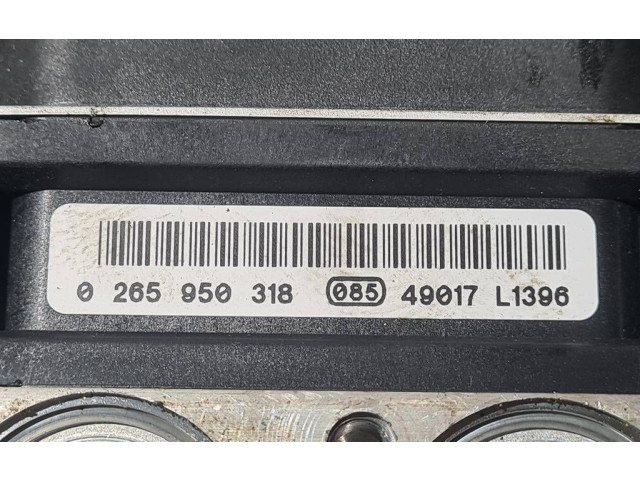Блок АБС 0265950318, 49017L1396 BMW X3 E83 2003 - 2010 года