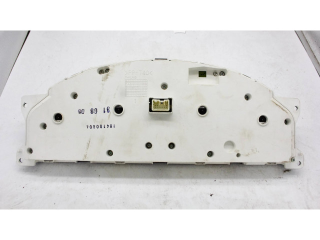 Блок предохранителей 30746102 Volvo V70